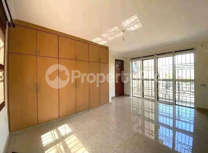 3 bedroom Apartment Block Apartment for rent kiwaatule road Kampala Central - 5