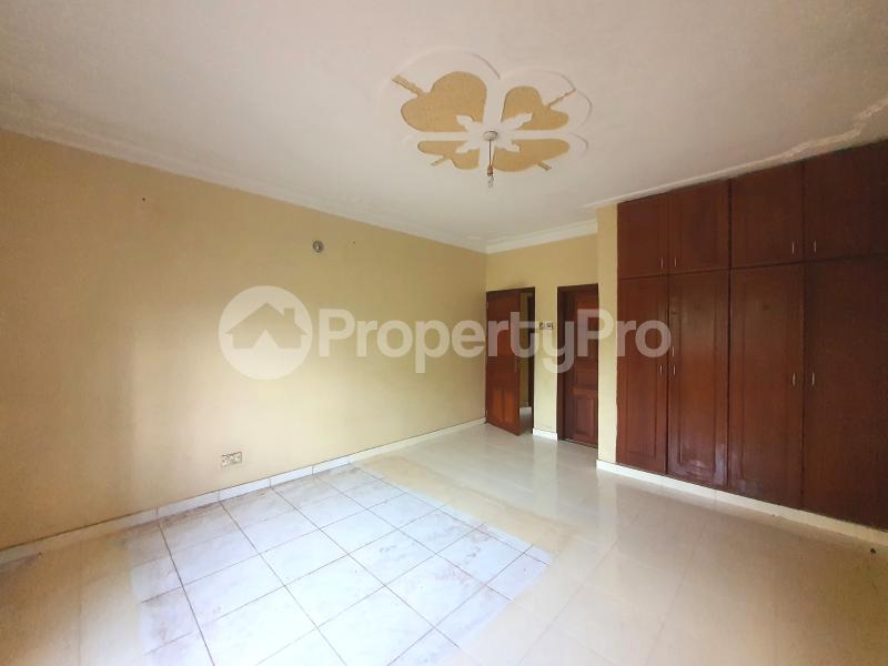 4 bedroom Bungalow Apartment for rent muyenga road Kampala Central - 8