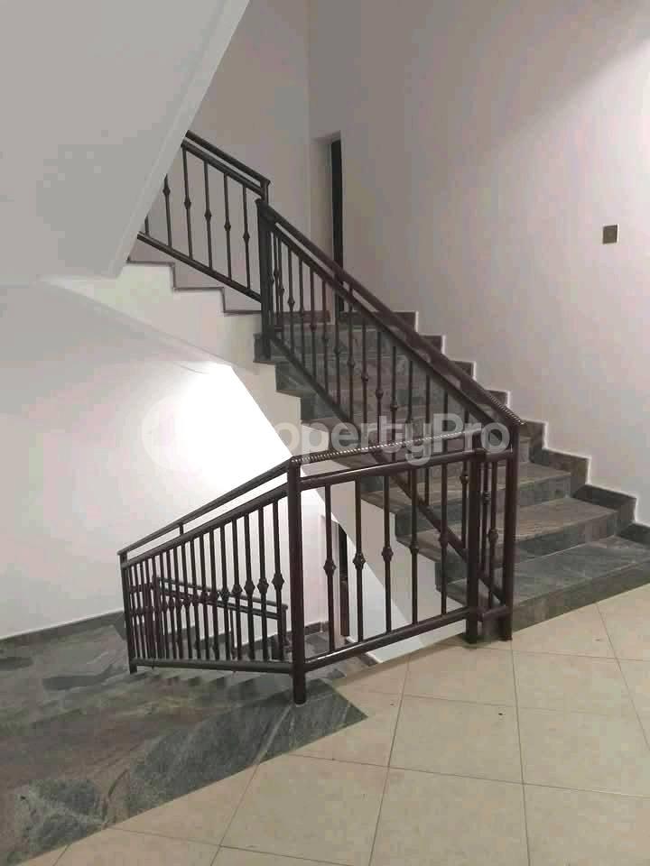 4 bedroom Apartment Block Apartment for rent bugolobi road Bugolobi Kampala Central - 14