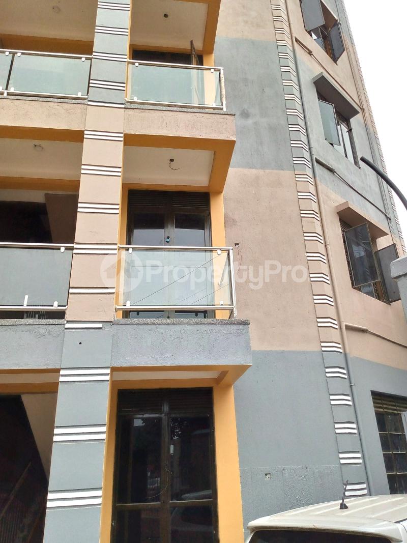 1 bedroom mini flat  Studio Apartment for rent bukoto road Bukoto Kampala Central - 4