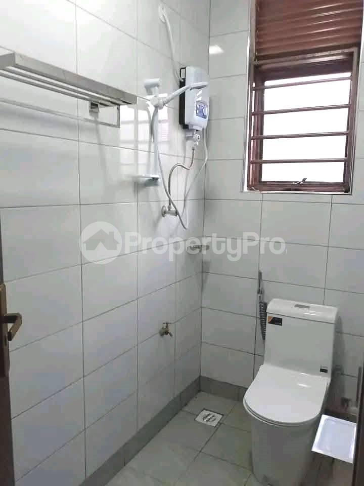 1 bedroom mini flat  Studio Apartment for rent mutungo road Kampala Central - 3