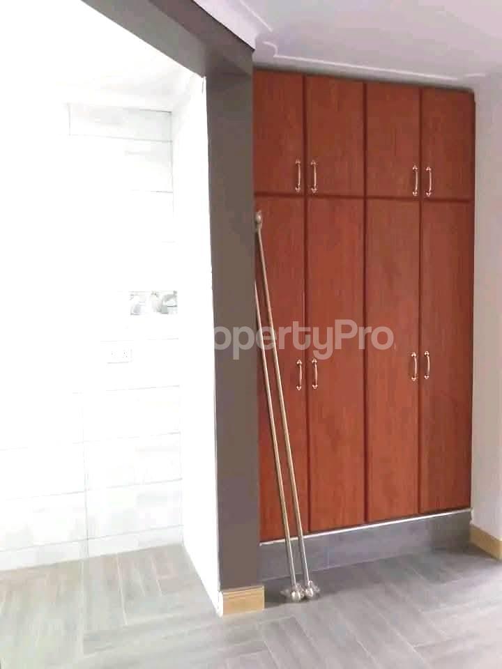 1 bedroom mini flat  Studio Apartment for rent mutungo road Kampala Central - 2