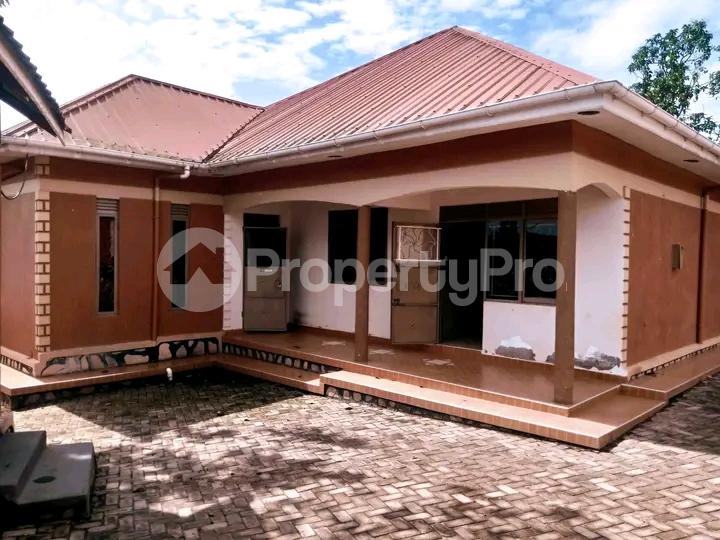 4 bedroom Bungalow Apartment for sale Namugongo  Kampala Central - 11