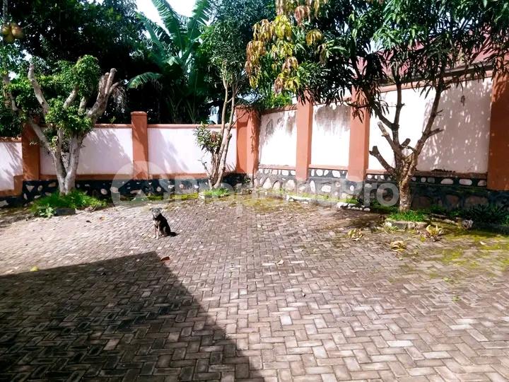4 bedroom Bungalow Apartment for sale Namugongo  Kampala Central - 10