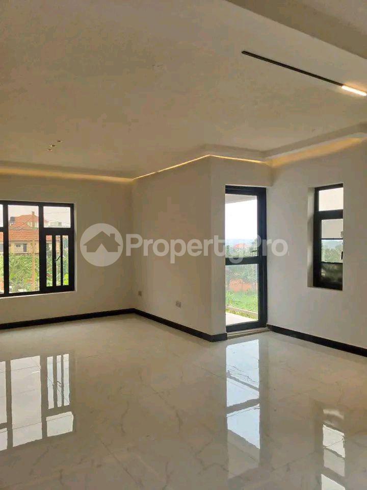 2 bedroom Apartment Block Apartment for rent kisaasi road Kisaasi Kampala Central - 4