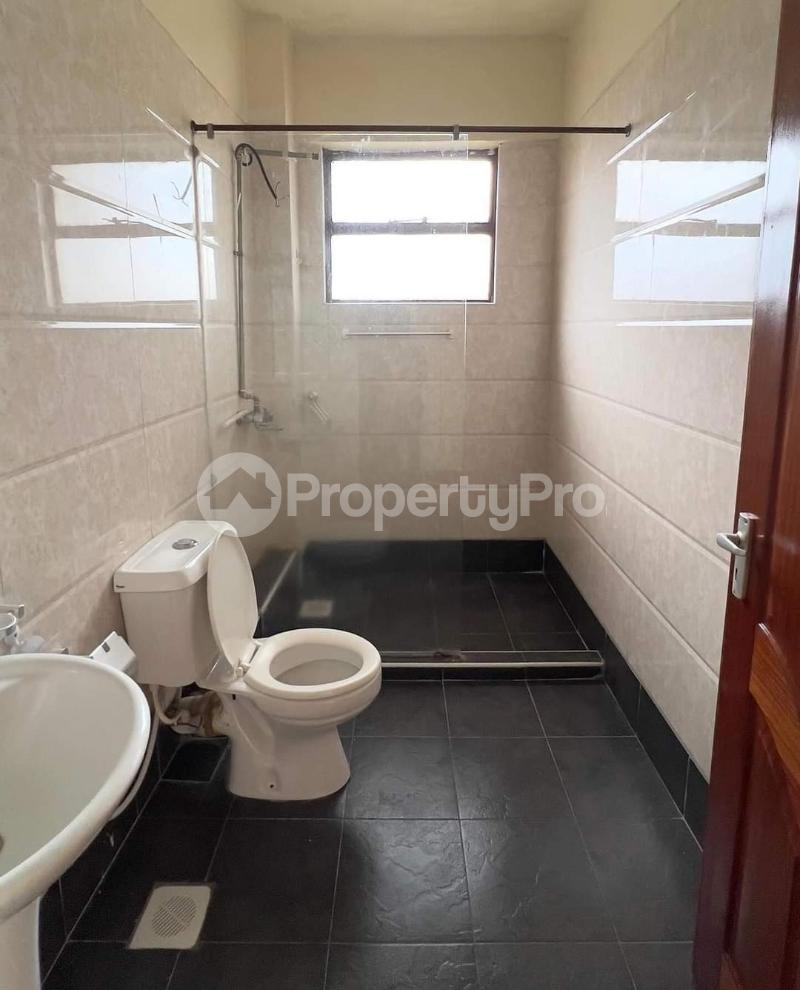 1 bedroom mini flat Bungalow Houses for rent Ngumo Estate Langata