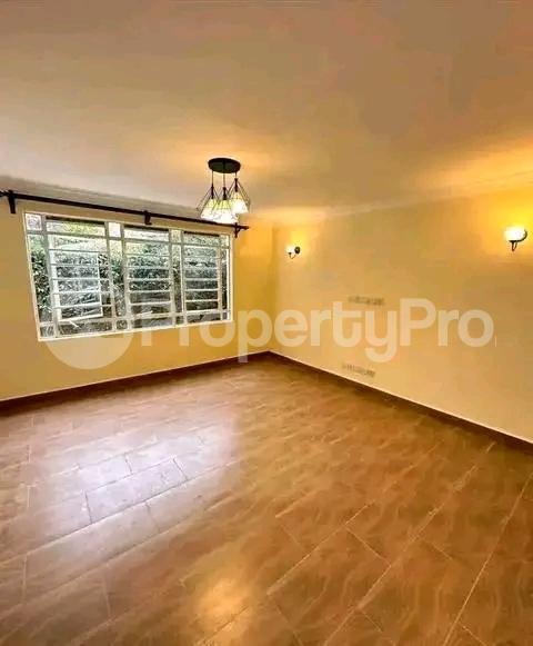 2 bedroom Flat&Apartment for rent DONHOLM NAIVAS, Donholm Nairobi - 0