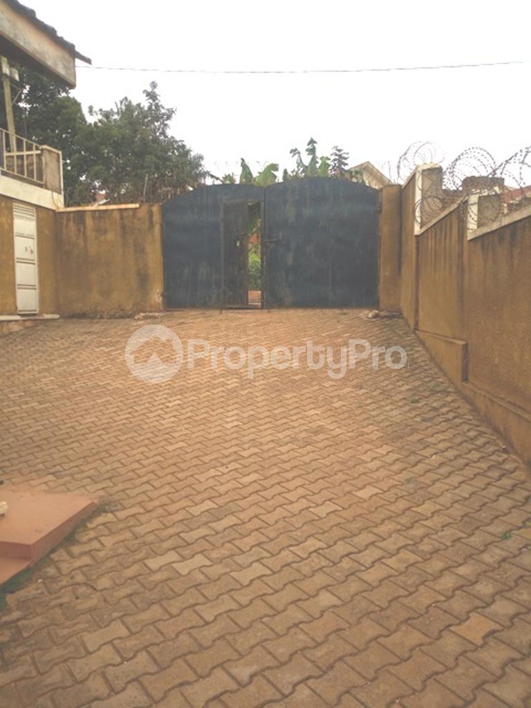 1 bedroom mini flat  Bungalow Apartment for rent Kireka road Kira Wakiso Central - 4