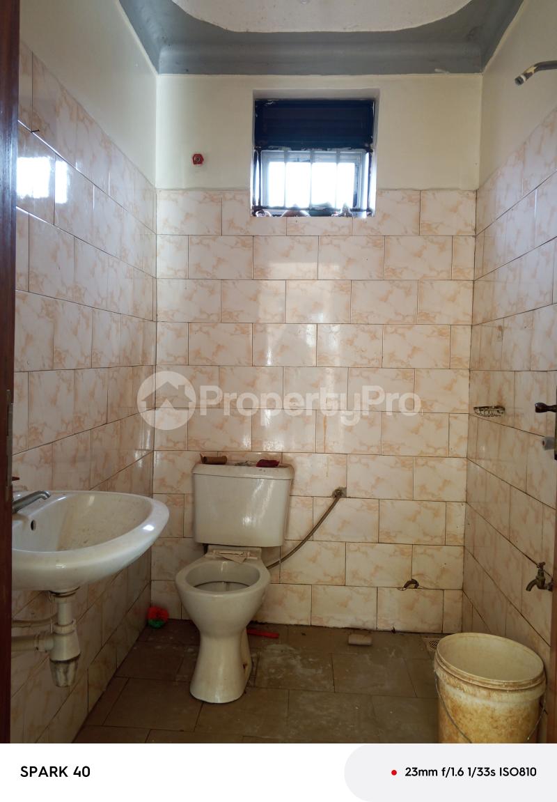 1 bedroom mini flat  Apartment for rent Kyaliwajjala road  Kampala Central Kampala Central - 5