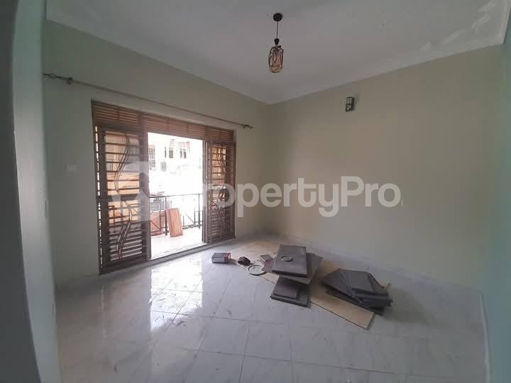 1 bedroom mini flat  Bungalow Apartment for rent bweyogerere road  Wakiso Central - 3