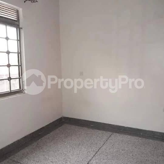 1 bedroom mini flat  Bungalow Apartment for rent kireka road Wakiso Central - 3