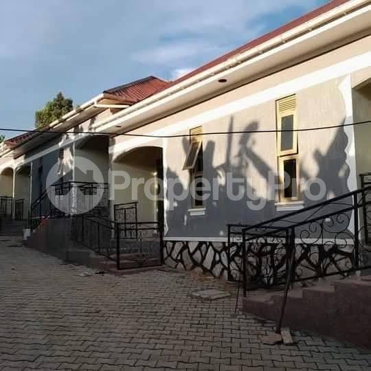 1 bedroom mini flat  Bungalow Apartment for rent kireka road Wakiso Central - 7