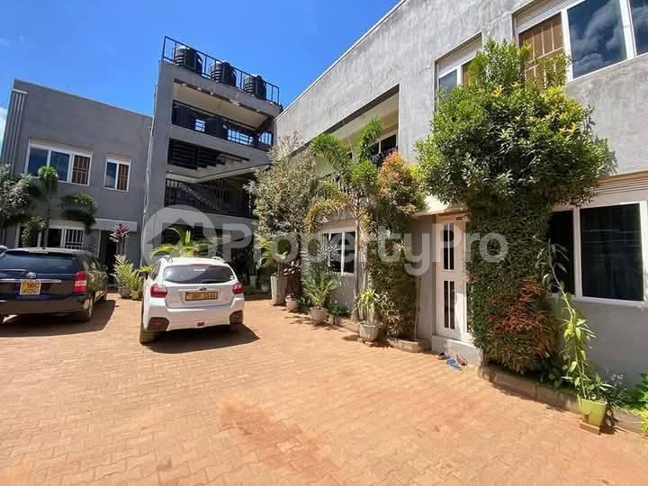 1 bedroom mini flat  Apartment Block Apartment for rent kisaasi road Kampala Central - 5