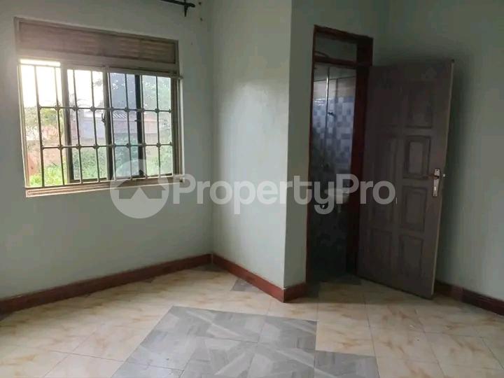 1 bedroom mini flat  Bungalow Apartment for rent Namugongo road  Kampala Central Kampala Central - 2