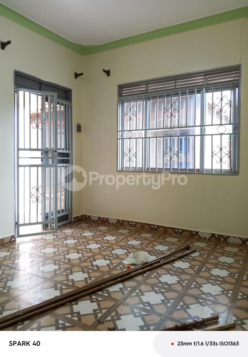 1 bedroom mini flat  Bungalow Apartment for rent Bweyogerere road  Kampala Central Kampala Central - 2