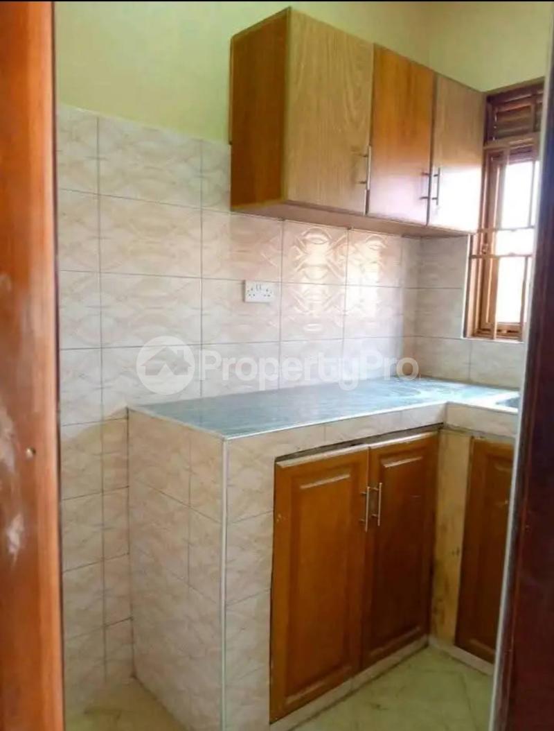 1 bedroom mini flat  Bungalow Apartment for rent bweyogerere road  Wakiso Central - 4
