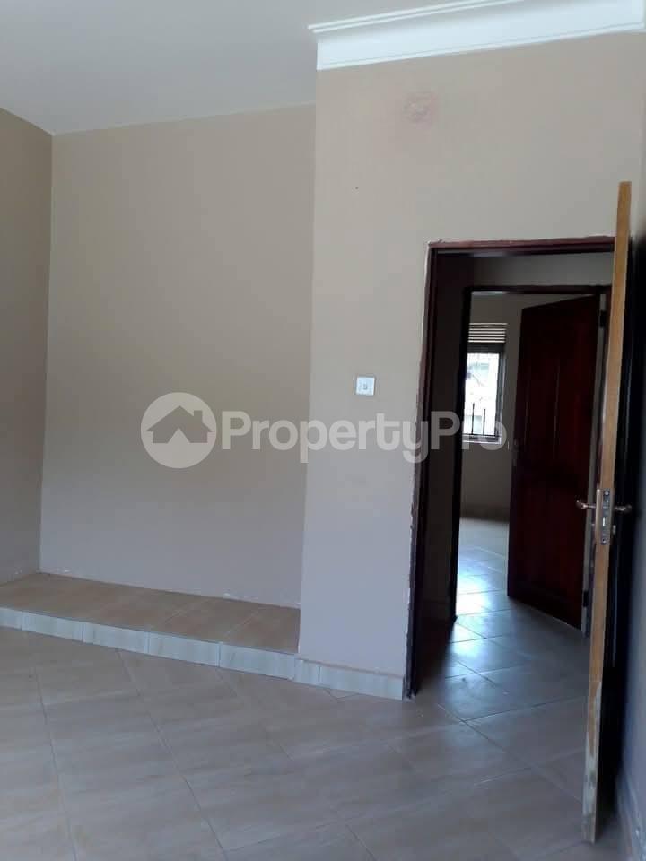 1 bedroom mini flat  Bungalow Apartment for rent namugongo road Wakiso Central - 6