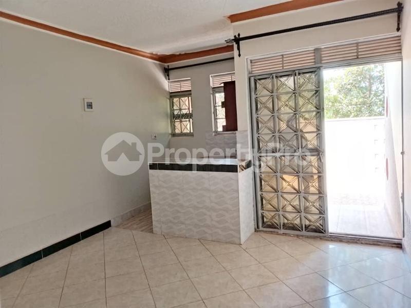 1 bedroom mini flat  Bungalow Apartment for rent namugongo road Wakiso Central - 3