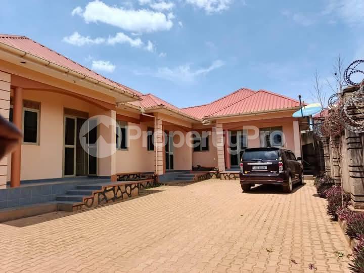 1 bedroom mini flat  Bungalow Apartment for rent namugongo road Wakiso Central - 3