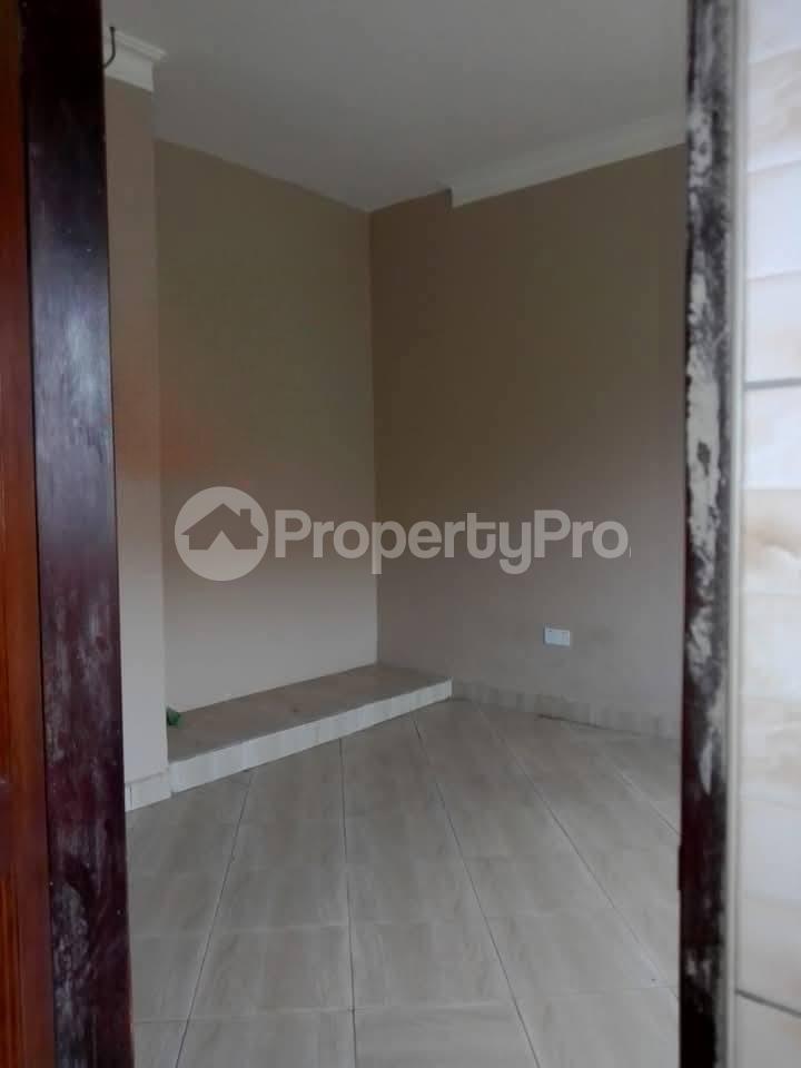 1 bedroom mini flat  Bungalow Apartment for rent namugongo road Wakiso Central - 7