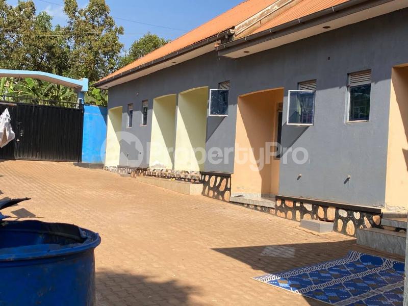 1 bedroom mini flat  Bungalow Apartment for rent Seguku road Wakiso Central - 2