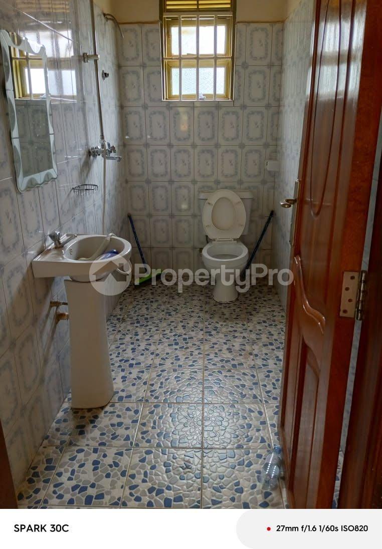 1 bedroom mini flat  Bungalow Apartment for rent Kisaasi road Kampala Central Kampala Central - 3