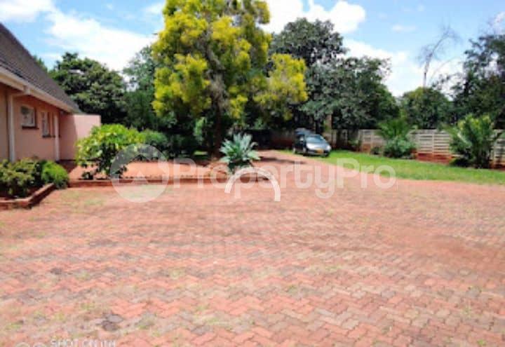 6 bedroom Houses for sale Liffey  Vainona Harare North Harare - 2