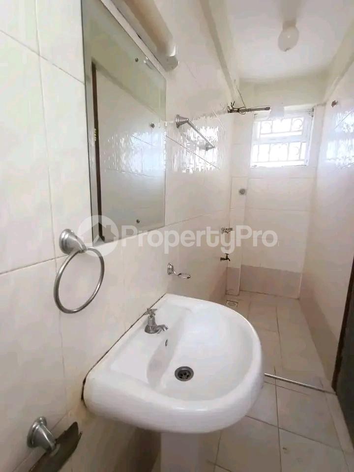 2 bedroom Flat&Apartment for rent 12th street, Eastleigh South Nairobi