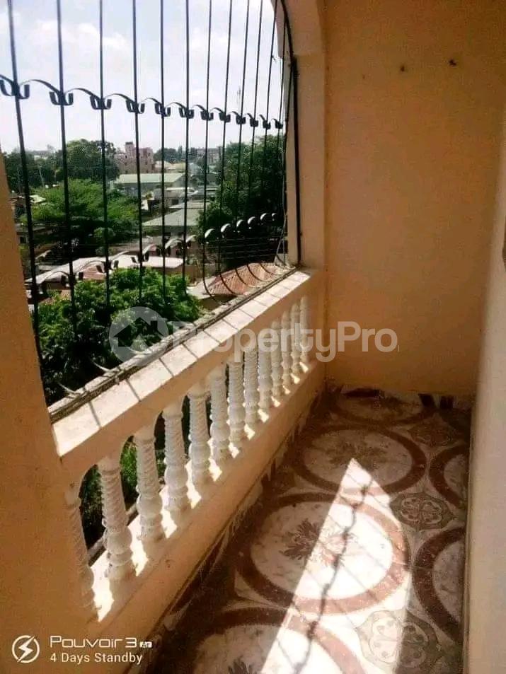 1 bedroom mini flat Bedsitter Flat&Apartment for rent 12th street