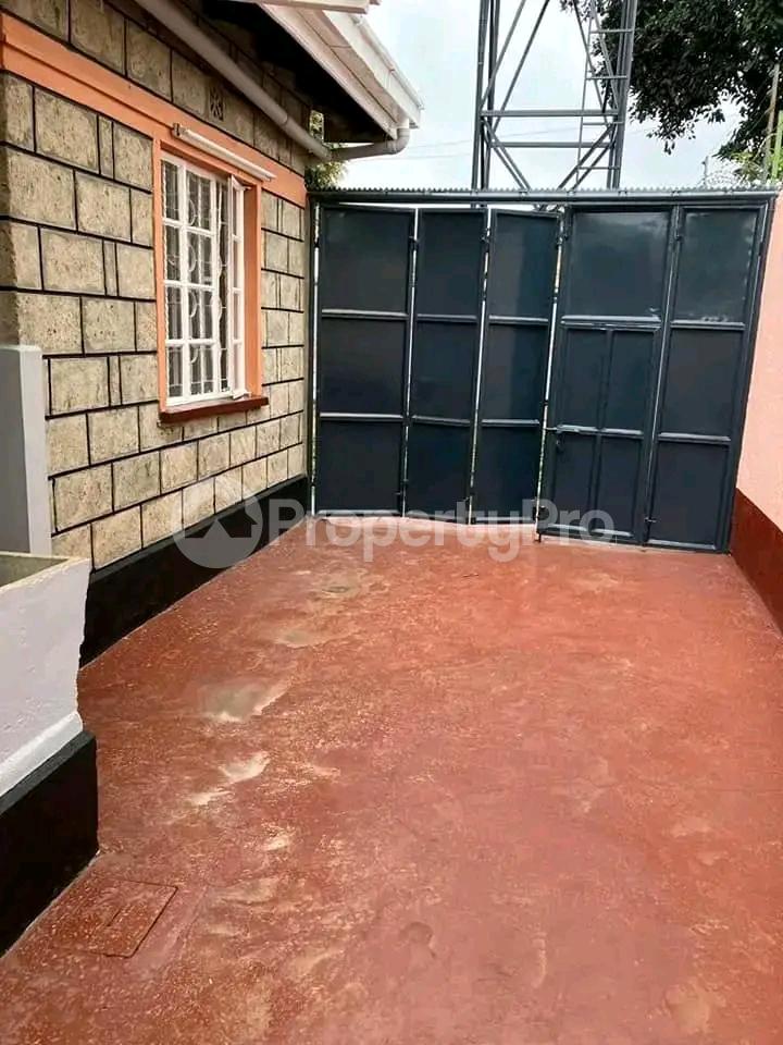 2 bedroom Bungalow Houses for rent Eastleigh North Nairobi (PID 4ARLT) PropertyPro