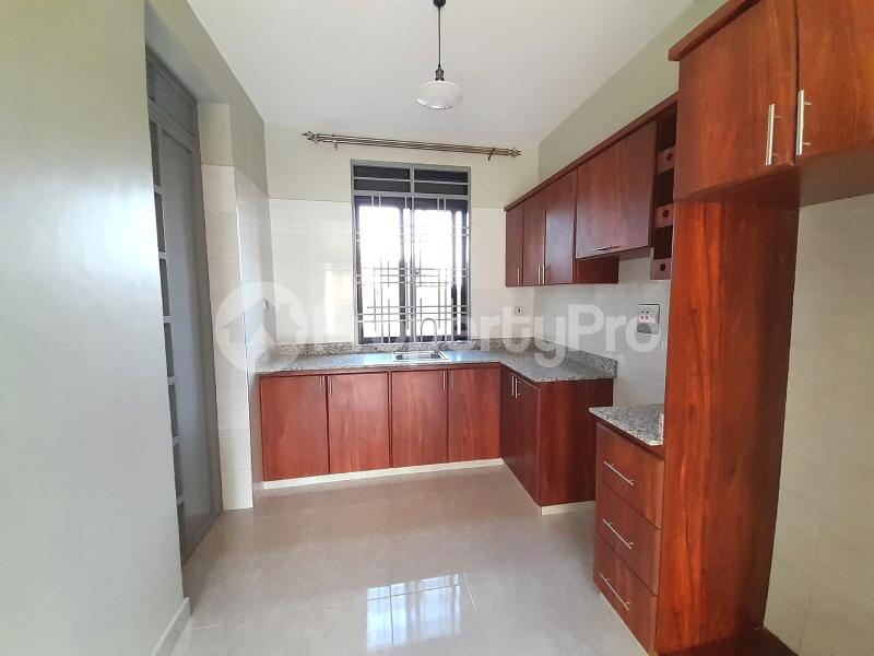 1 bedroom mini flat  Apartment Block Apartment for rent bweyogerere road Wakiso Central - 4