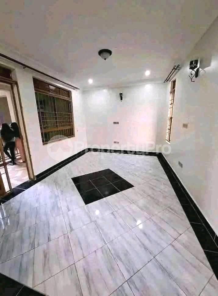 1 bedroom mini flat  Apartment Block Apartment for rent kireka road Wakiso Central - 5