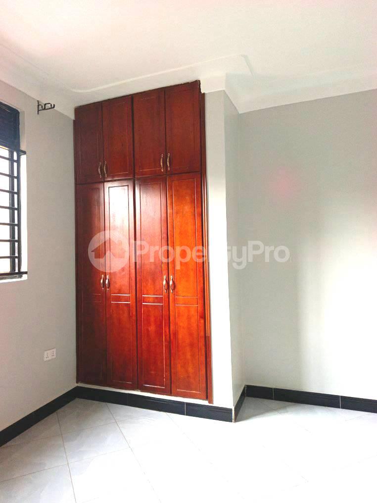 1 bedroom mini flat  Apartment Block Apartment for rent kiwaatule road Kampala Central - 3