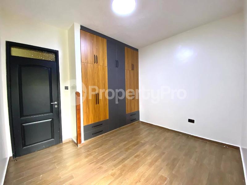 1 bedroom mini flat  Apartment Block Apartment for rent kiwaatule road Kampala Central - 4