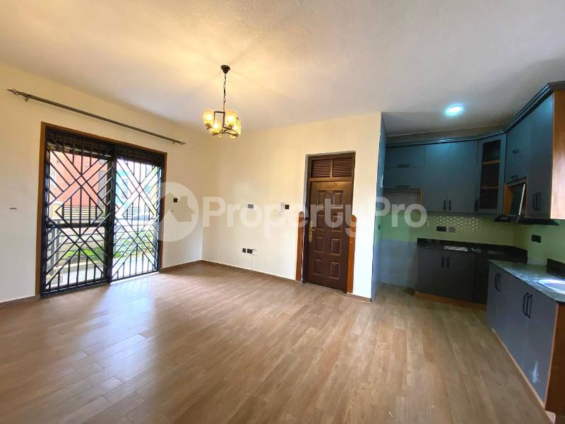 1 bedroom mini flat  Apartment Block Apartment for rent kiwaatule road Kampala Central - 6