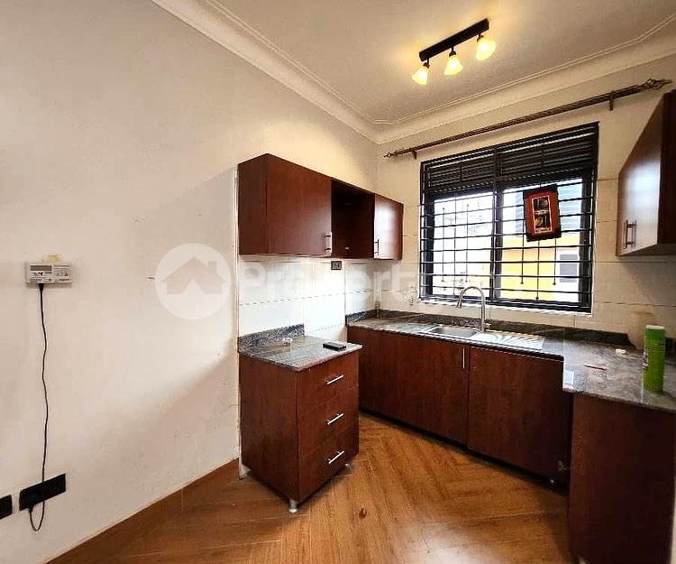 1 bedroom mini flat  Apartment Block Apartment for rent kyanja road  Kampala Central - 3