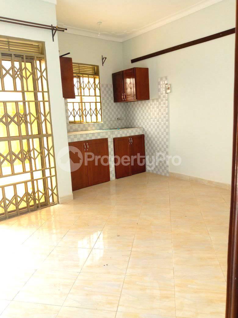 1 bedroom mini flat  Bungalow Apartment for rent gayaza road Gayaza Wakiso Central - 3
