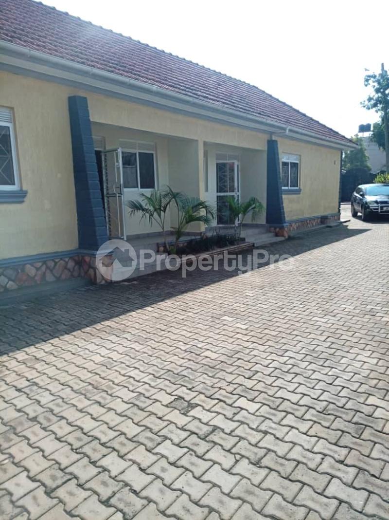 1 bedroom mini flat  Bungalow Apartment for rent kyanja road Kampala Central - 4