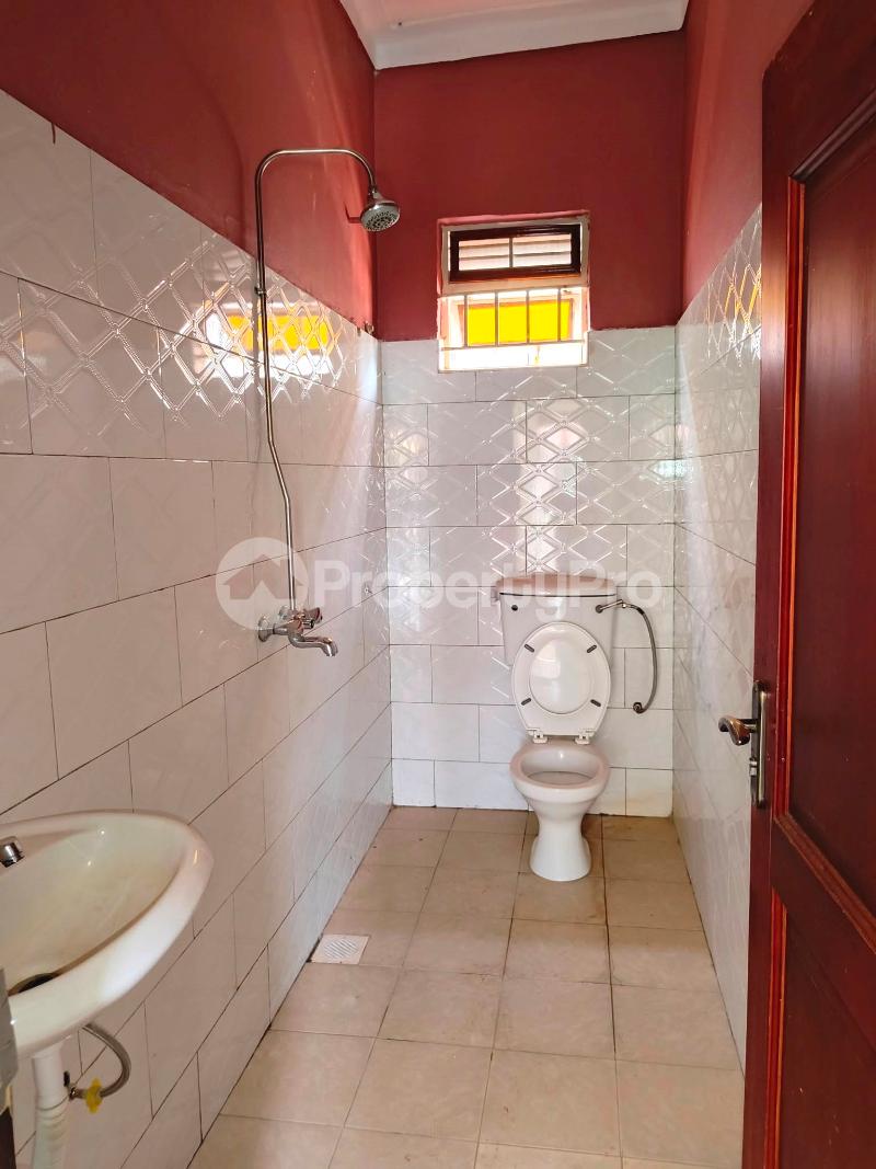 1 bedroom mini flat  Bungalow Apartment for rent namugongo road Wakiso Central - 2