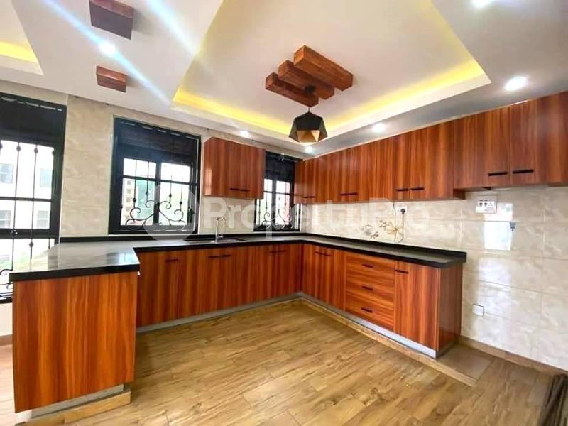2 bedroom Apartment Block Apartment for rent kampala road Bugolobi Kampala Central - 8