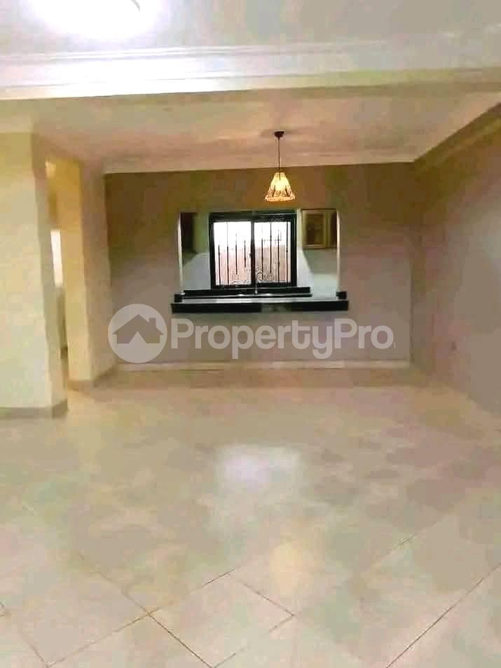2 bedroom Apartment Block Apartment for rent bweyogerere Wakiso Central - 2