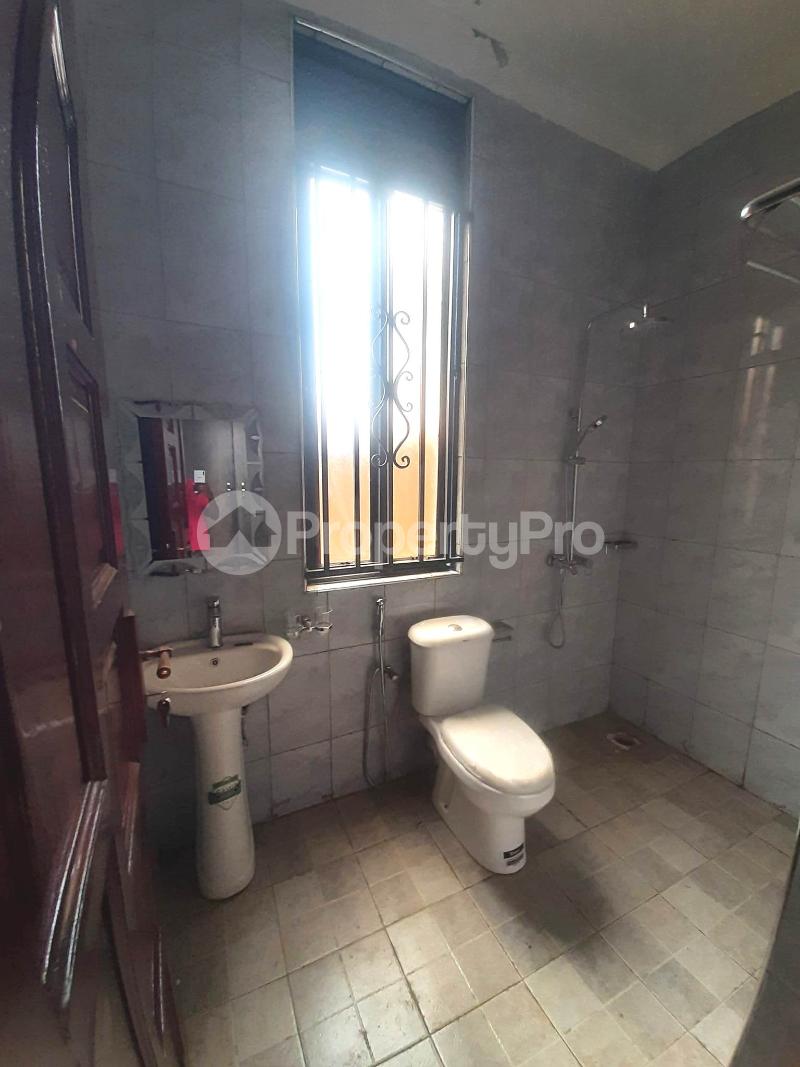 2 bedroom Apartment Block Apartment for rent namugongo road Nabweru Wakiso Central - 11