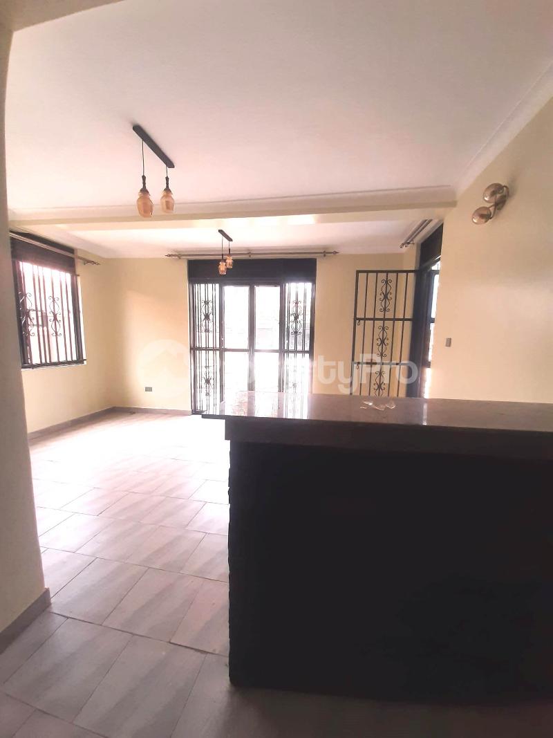 2 bedroom Apartment Block Apartment for rent namugongo road Nabweru Wakiso Central - 18