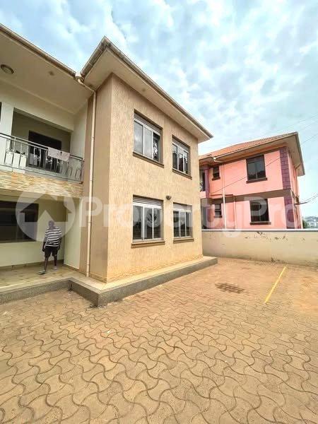 2 bedroom Apartment Block Apartment for rent kisaasi road Kisaasi Kampala Central - 4