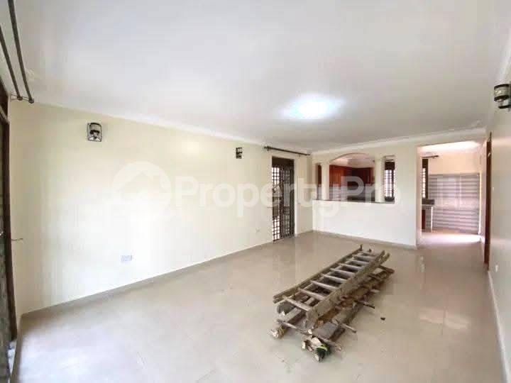 2 bedroom Apartment Block Apartment for rent kyanja road Kampala Central - 11