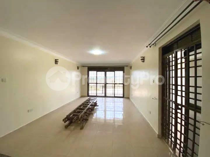 2 bedroom Apartment Block Apartment for rent kyanja road Kampala Central - 12