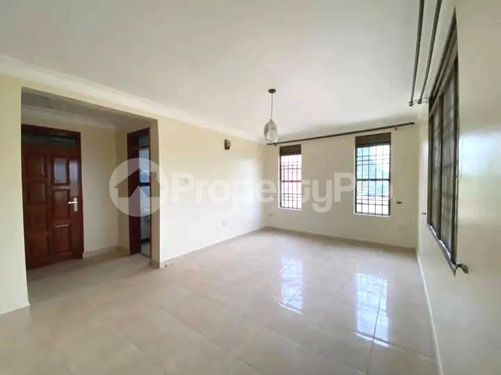 2 bedroom Apartment Block Apartment for rent kyanja road Kampala Central - 8