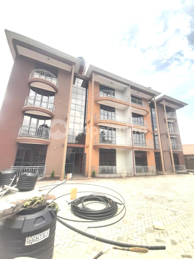 2 bedroom Apartment Block Apartment for rent namugongo road Wakiso Central - 12