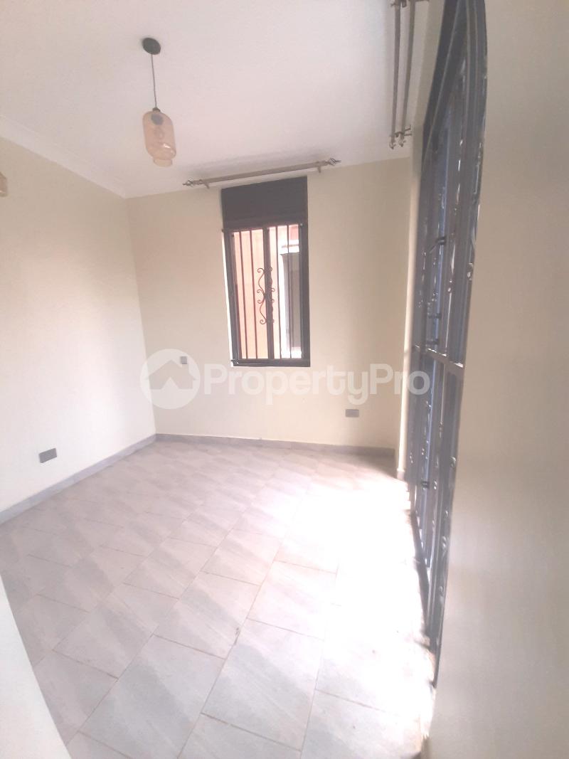 2 bedroom Apartment Block Apartment for rent namugongo road Wakiso Central - 10
