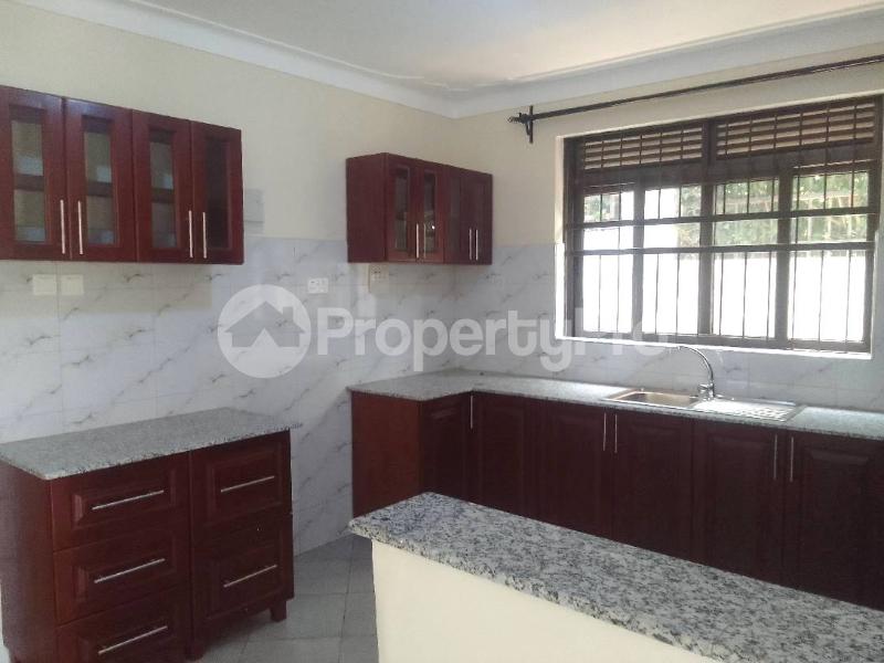 2 bedroom Apartment Block Apartment for rent namugongo road Wakiso Central - 13